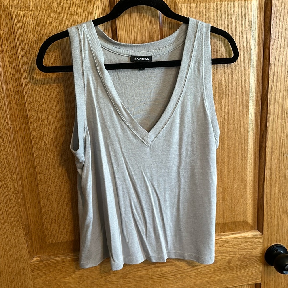 Express tank top